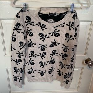 Skull sweater